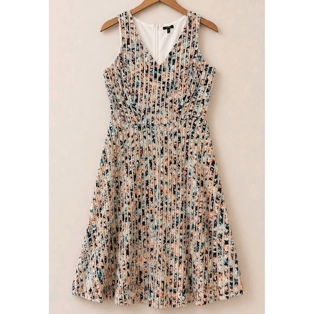 Apartment 9 Size 10 Mesh Fit & Flare Dress Lined Sleeveless V-Neck Career